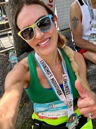 Hilary Dotson's Instagram, Twitter & Facebook