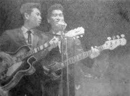 Volume 5 adalah album kelima dari grup musik koes plus yang dirilis pada tahun 1971 di bawah label mesra. Koes Plus Wikipedia