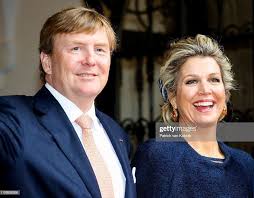 Sedan träffade han sin sprakande hustru, den argentinska máxima zorreguieta och levde plötsligt upp. 06 03 2019 King Willem Alexander And Queen Maxima Of The Netherlands Started A Visit In Bremen Germany Instaroyals Royals