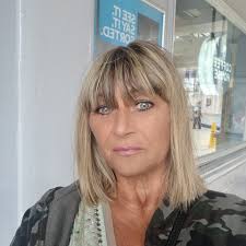 Anyone lost a cat? It came up to me crying down the back road and looks  like it's been in the wars. Unfortunately I had the dog with me so couldn't  get