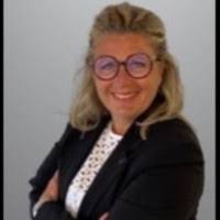 Valerie Morin's Instagram, Twitter & Facebook