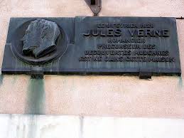 Plaque Apposee Sur La Maison Natale De Jules Verne Cours Olivier De Clisson A Nantes Jules Verne Nantes Decorative Tray
