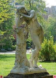 Meditation Jardin Du Ranelagh Paris 16e Jardins Statues Meditation
