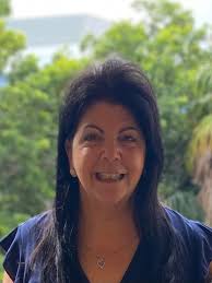 Valladares Real Estate Academy · Introduce Yourself 👋