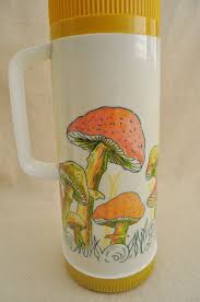 Migo by aladdin travel mug tumbler 16 oz blue black guc insulated twist turn top. Vintage Aladdin Mushroom Thermos Bottle Vintage Kitsch Vintage Mushroom Vintage Thermos