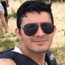 O ator norte-americano Lester P. Speight, que viveu Calvin na série de  sucesso, foi reconhecido por diversos moradores ao aparecer em uma padaria  na Praia de Icaraí, Niterói, RJ. Entre risadas e