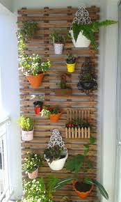 Home Dsgn Com Nbsphome Dsgn Resources And Information Vertical Garden Design Small Balcony Garden Diy Plants Decor