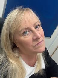 So pretty you. Your hair is so beautiful. I've been