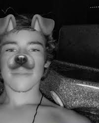 Tyler Botello (@tylereaston98) • Instagram photos and videos