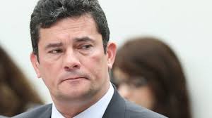 Moro largou carreira de juiz federal para virar ministro e disse ter aceitado o convite de bolsonaro por estar 'cansado de tomar bola nas costas'. Renuncia Sergio Moro El Superministro Estrella De Bolsonaro Que Como Juez Encarcelo A Lula Bbc News Mundo