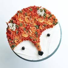 2 033 Likes 18 Comments Wilton Cake Decorating Wiltoncakes On Instagram How Sweet Is This Little Fox C Wilton Cake Decorating Fox Cake Flower Desserts