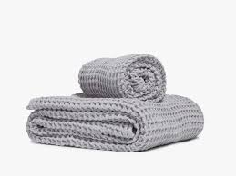 Our luxury cotton bath towels are available to buy online in a range of colours and styles, whether you desire resort luxury at home, something practical yet luxurious, or simply the best cotton towel on the market. The 12 Best Bath Towels In 2021