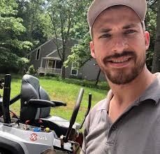 Chances are, when you notice a beautiful property in this area, it's usually the result of our lawn care services and maintenance plans. Lawn Care Service Fayetteville Ga