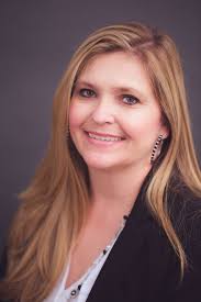 Lila Riggs's Instagram, Twitter & Facebook