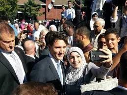 Résultat de recherche d'images pour "justin trudeau mosque"