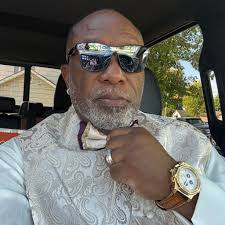 A mic'd up LEGEND. The very BEST of Randy Moss! 🔥🐐🔥 (via NFL Mic'd Up)