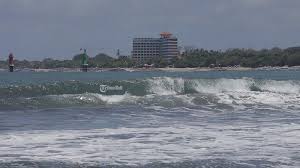 Mimpi ular masuk rumah diatas ternyata bisa diartikan sebagai pertanda akan datangnya rejeki yang berlimpah ruah, di sisi lain ternyata mimpi ular rejeki yang melimpah ruah. 6 Arti Mimpi Berenang Di Laut Hati Hati Jika Alami Mimpi Berenang Di Laut Lepas Tribun Bali