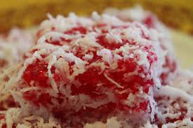 Pada penderita, kondisi ini akan menimbulkan rasa nyeri dan pembengkakan. Kuih Sagu Azie Kitchen