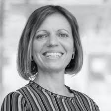 Jasmin Altenhofen, Referentin für unser CRM-Seminar