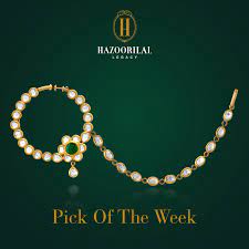 Pickoftheweek The Finishing Touch To A Bride S Attire Hazoorilal Jewelry Nath Nosering Kundanpo Nose Jewelry Hyderabadi Jewelry Kundan Jewellery Bridal