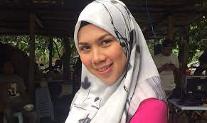 We did not find results for: Biodata Syafnida Shuhaimi Adik Kepada Pelakon Eira Syazira Azhan Co