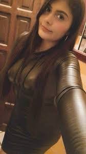 Diana Lomeli's Instagram, Twitter & Facebook