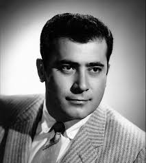 Alexander White's Instagram, Twitter & Facebook