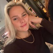 Paige Kindred's Instagram, Twitter & Facebook