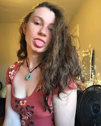 Alyssa Jade's Instagram, Twitter & Facebook