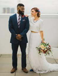 Love Is Blind Here Are 24 Photos That Show That Love Is Blind Prince Harry And Meghan Markl Courthouse Wedding Dress Courthouse Wedding Green Wedding Dresses