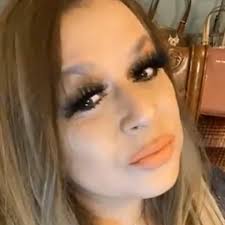 Dr. Axel got aunt tubby tubby... custard up doing therapy this morning!  She's okay yall and I'm sorry I'm super bad with doing updates. Hope this  makes yall day a bit better