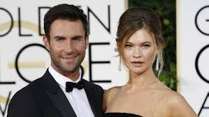 12 Famous Breakup Couples Who Get Back Together Adam Levine Celebrity Biographies Famous Couples