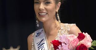 Corvallis graduate Madison Murray selected as Miss Montana