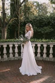 Vintage Winter Wedding Ideas Elegantwedding Ca Long Sleeve Wedding Dress Lace Wedding Dresses Lace Wedding Dresses