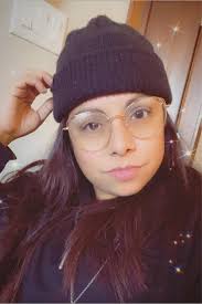 How do you add friends to visit other towns?