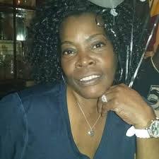 Noreen Davis's Instagram, Twitter & Facebook