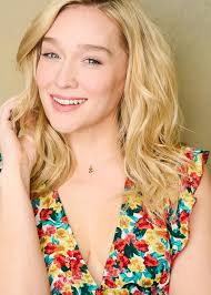 Sarah Stouffer's Instagram, Twitter & Facebook