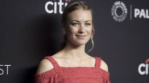 As offred keeps vacillating between complicity. The Handmaid S Tale S Yvonne Strahovski On Serena Joy S Evolution Deadline