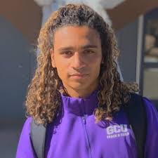 Damion Marshall (@_trackstar9)