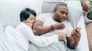 Sahabat adalah seseorang yang sanagat dekat dan selalu. 25 Kata Kata Untuk Suami Yang Mementingkan Teman Daripada Istri 2021 Poskata