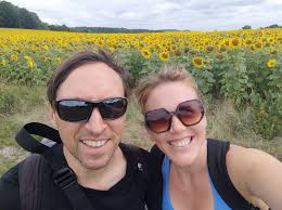 anybody know of a private guide who could take a couple of prople to the  top of teide