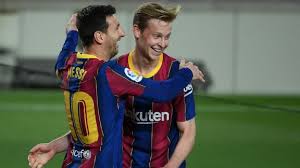 Al voor de persconferentie begon, kwamen de tranen. Frenkie De Jong Geraakt Door Abrupt Afscheid Van Lionel Messi