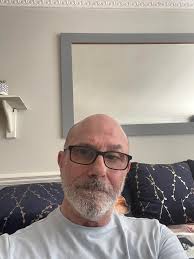 😂😂Broken Engish College 😂😂 Me:The hot is very sun Make yours