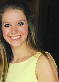 Ellie Pierce's Instagram, Twitter & Facebook