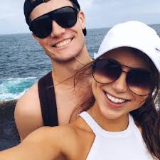 Bella Olson (@Olsonbella)