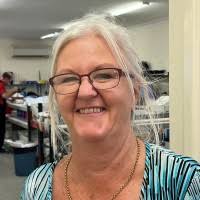 100+ perfiles de «Enright»