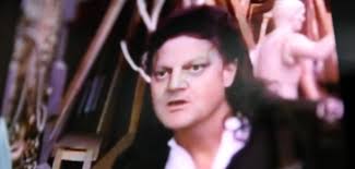 Michael jackson seems like this kid who loves music, horror films, special effects, makeup, zombies and wants all of those things in the video. Reface App Sei Doch Auch Mal Ein Superstar Digitalistan