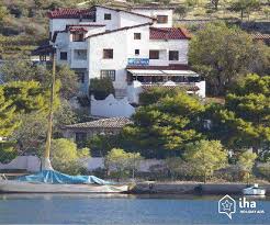 Maybe you would like to learn more about one of these? Diamerisma Pros Enoikiash Sth Trizonia Iha 34621