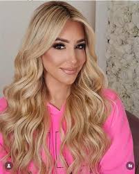 I got to meet Danielle Cabral last night and she was absolutely the COOLEST  chick ever! We had a 5 minute conversation & she could not have been more  real & down