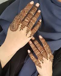 51 Impressive Diwali Mehndi Designs For Newlywed Brides Celebrating Their First Diwali In 2020 Finger Henna Designs Mehndi Designs For Hands Mehndi Designs For Fingers